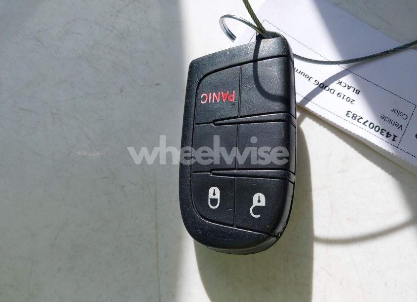 Photo 11 of 2019 Dodge Journey SE (VIN 3C4PDCBB5KT708124)