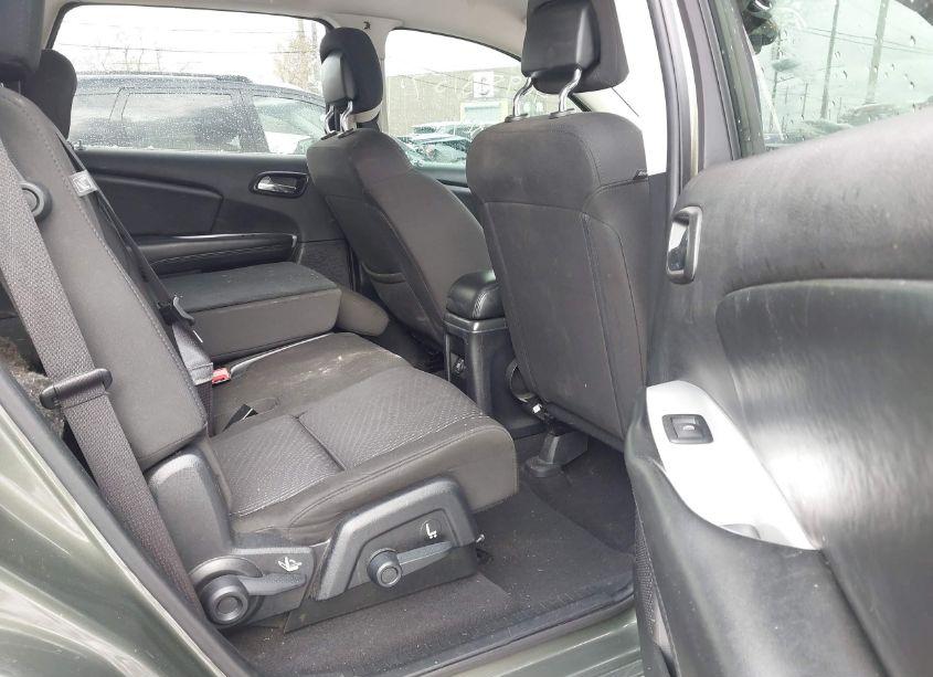 Photo 8 of 2019 Dodge Journey SE (VIN 3C4PDCBB5KT718751)