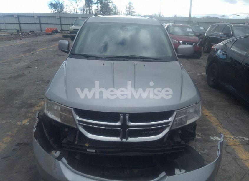 Photo 12 of 2019 Dodge Journey SE (VIN 3C4PDCBB5KT784152)