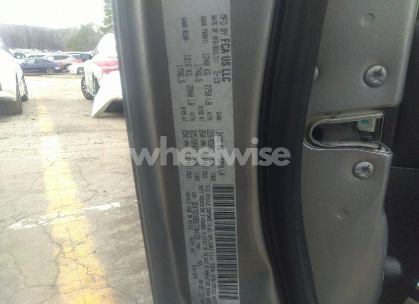 Photo 9 of 2019 Dodge Journey SE (VIN 3C4PDCBB5KT784152)