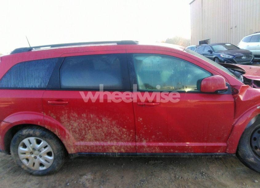 Photo 14 of 2019 Dodge Journey SE (VIN 3C4PDCBB5KT873042)