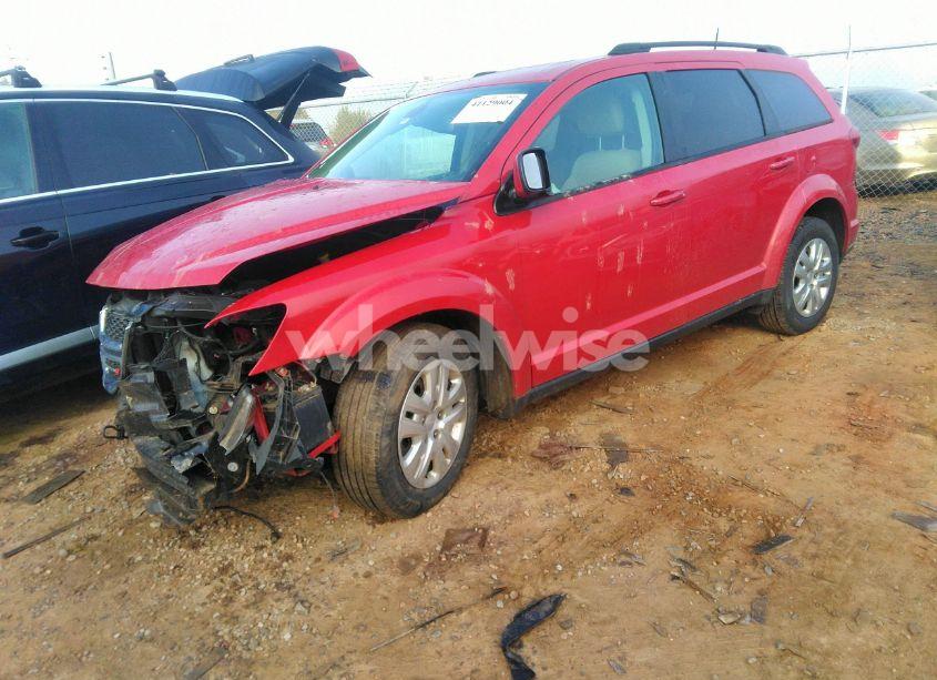 Photo 2 of 2019 Dodge Journey SE (VIN 3C4PDCBB5KT873042)