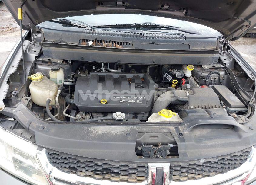 Photo 10 of 2012 Dodge Journey SXT (VIN 3C4PDCBB6CT392170)