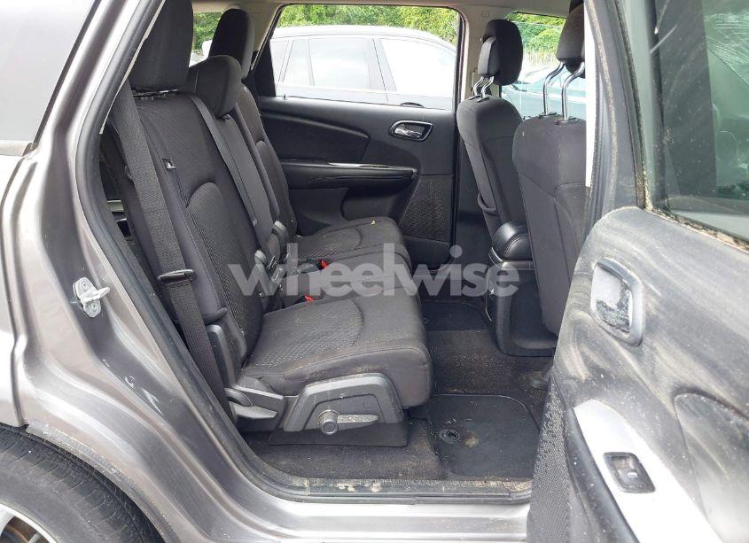 Photo 8 of 2012 Dodge Journey SXT (VIN 3C4PDCBB6CT392170)