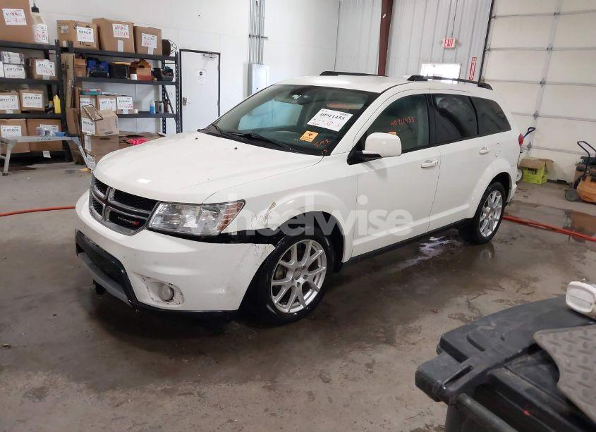 Photo 2 of 2014 Dodge Journey SXT (VIN 3C4PDCBB6ET229361)