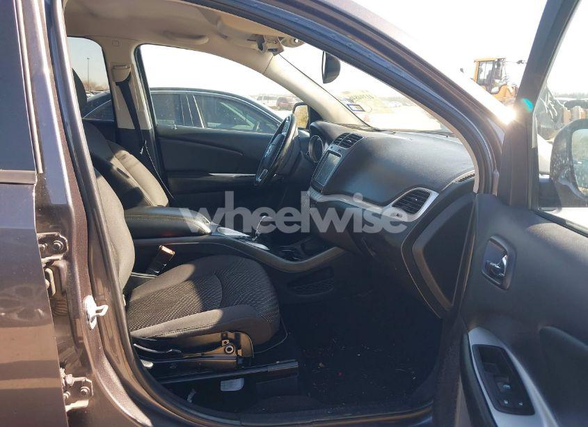 Photo 5 of 2014 Dodge Journey SXT (VIN 3C4PDCBB6ET309999)