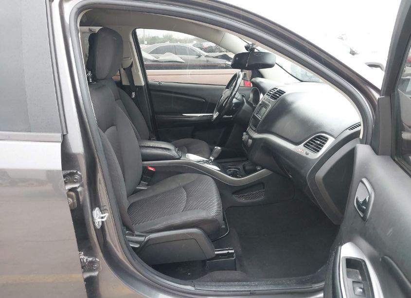 Photo 5 of 2016 Dodge Journey SXT (VIN 3C4PDCBB6GT186434)