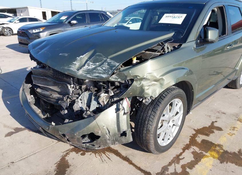 Photo 6 of 2018 Dodge Journey SXT (VIN 3C4PDCBB6JT189048)