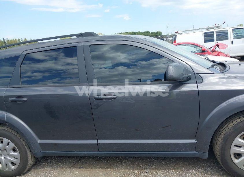 Photo 13 of 2019 Dodge Journey SE (VIN 3C4PDCBB6KT779316)