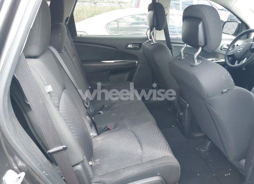 Photo 8 of 2019 Dodge Journey SE (VIN 3C4PDCBB6KT779316)