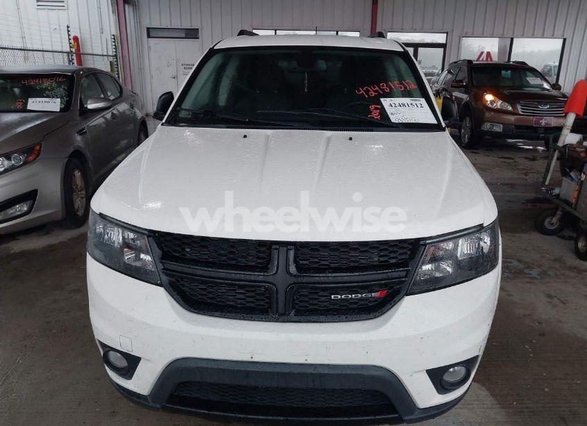 Photo 6 of 2019 Dodge Journey SE (VIN 3C4PDCBB6KT837425)