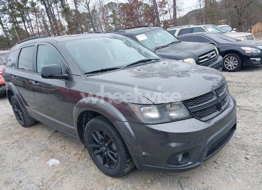 2019 Dodge Journey SE (VIN 3C4PDCBB6KT872837) main photo