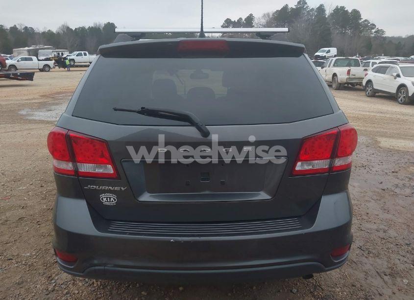 Photo 16 of 2019 Dodge Journey SE (VIN 3C4PDCBB6KT873602)