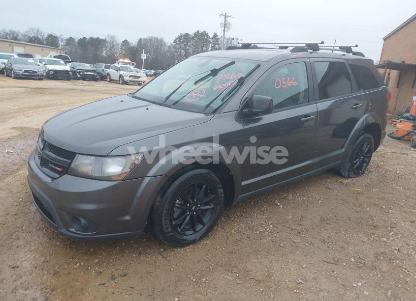 Photo 2 of 2019 Dodge Journey SE (VIN 3C4PDCBB6KT873602)