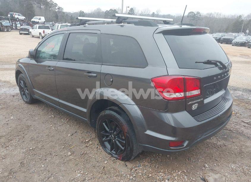 Photo 3 of 2019 Dodge Journey SE (VIN 3C4PDCBB6KT873602)