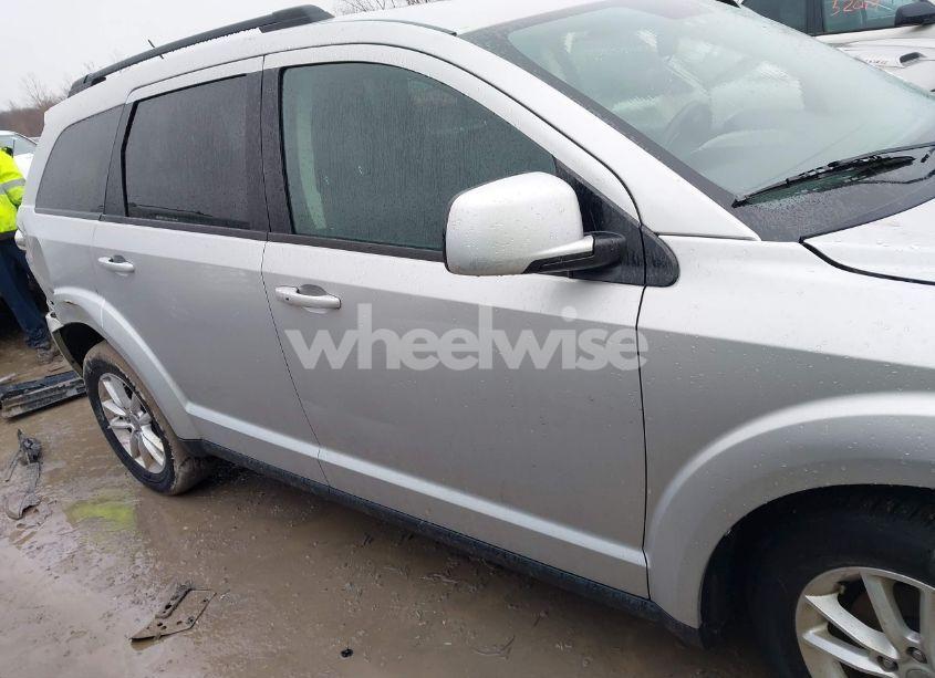 Photo 13 of 2014 Dodge Journey SXT (VIN 3C4PDCBB7ET121766)