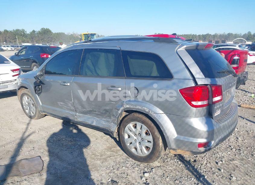 Photo 14 of 2019 Dodge Journey SE (VIN 3C4PDCBB7KT747216)