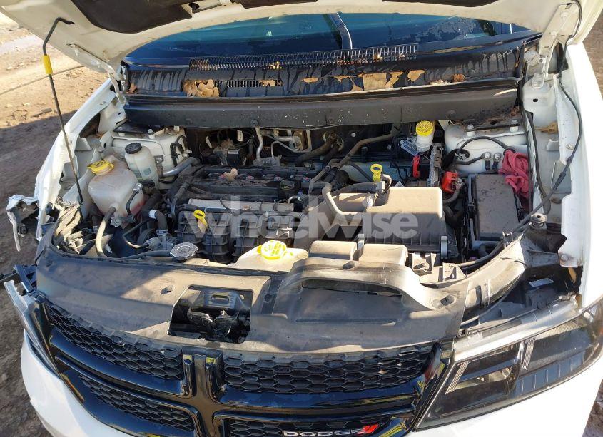 Photo 10 of 2019 Dodge Journey SE (VIN 3C4PDCBB7KT751573)