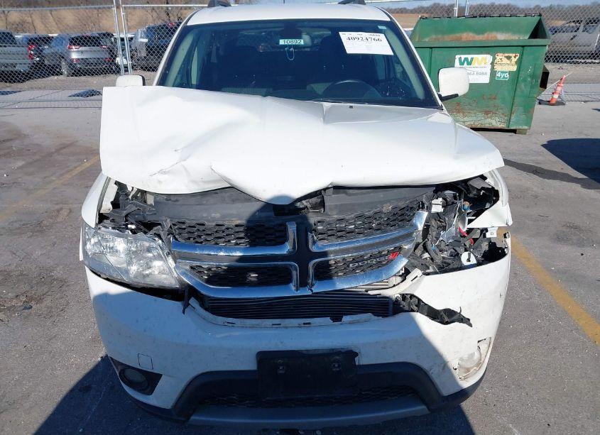 Photo 12 of 2019 Dodge Journey SE (VIN 3C4PDCBB7KT833948)