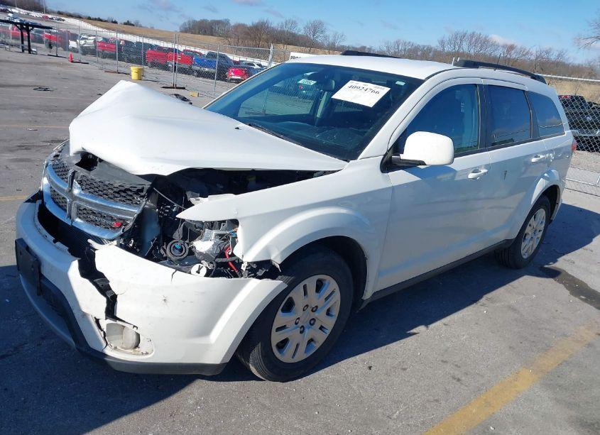 Photo 2 of 2019 Dodge Journey SE (VIN 3C4PDCBB7KT833948)