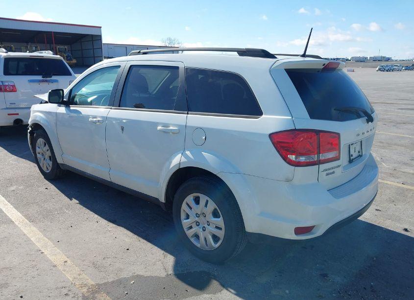 Photo 3 of 2019 Dodge Journey SE (VIN 3C4PDCBB7KT833948)