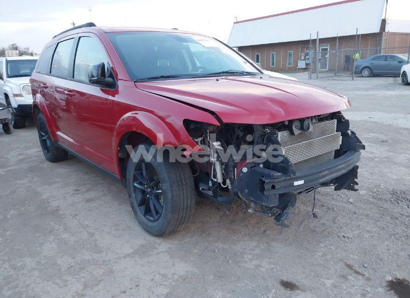 2019 Dodge Journey SE (VIN 3C4PDCBB7KT863290) main photo