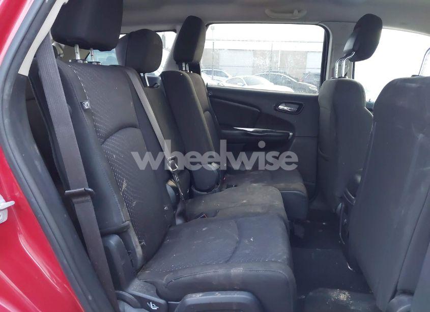 Photo 8 of 2019 Dodge Journey SE (VIN 3C4PDCBB7KT863290)