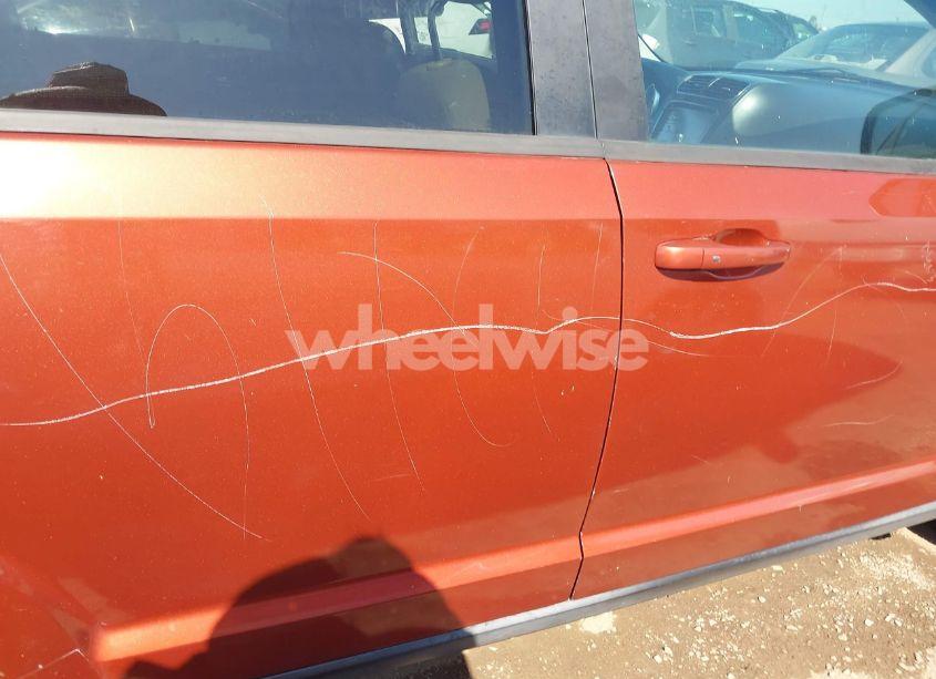 Photo 6 of 2014 Dodge Journey SXT (VIN 3C4PDCBB8ET276262)