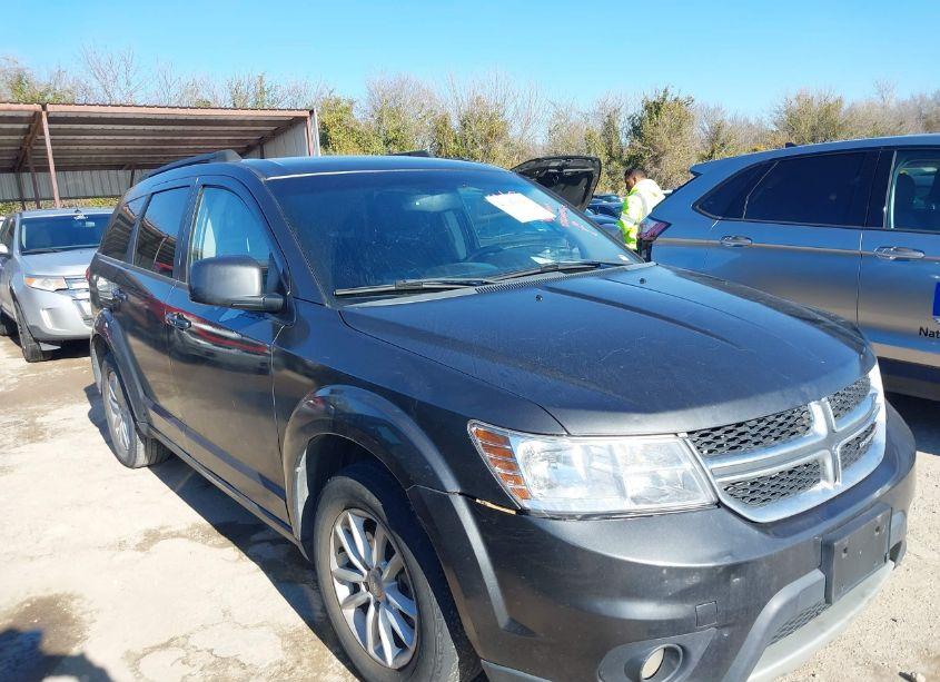 2016 Dodge Journey SXT (VIN 3C4PDCBB8GT132200) main photo