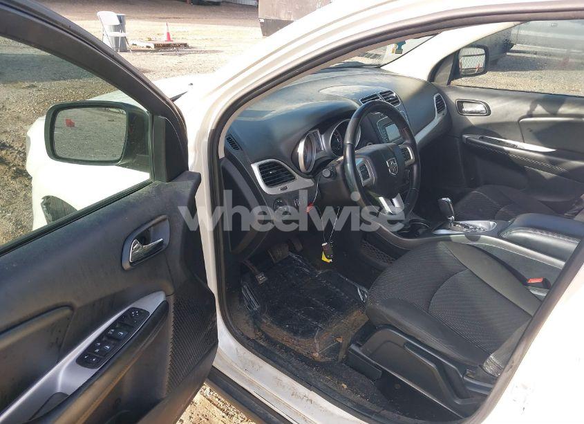 Photo 20 of 2017 Dodge Journey SXT (VIN 3C4PDCBB8HT585251)