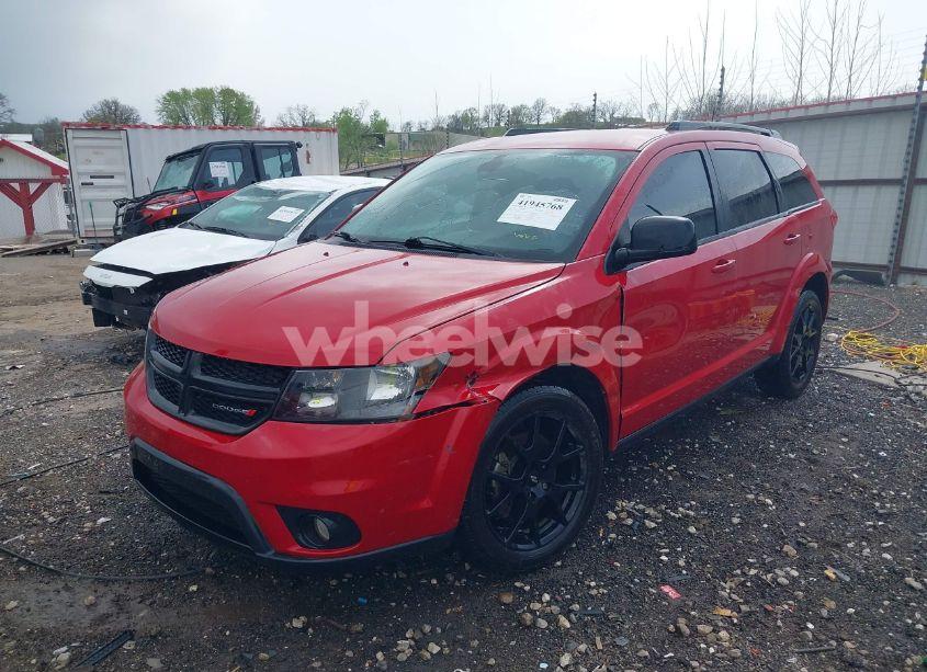 Photo 2 of 2019 Dodge Journey SE (VIN 3C4PDCBB8KT707954)