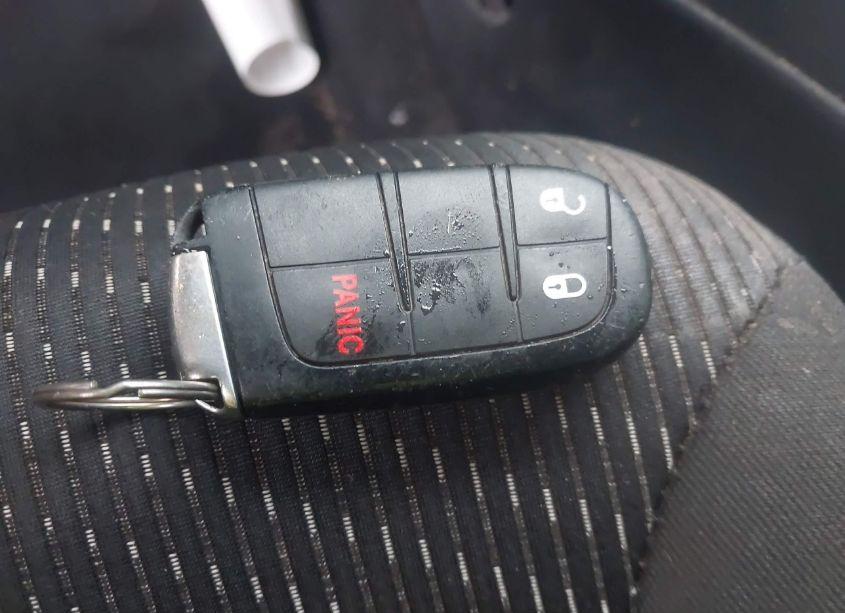 Photo 11 of 2019 Dodge Journey SE (VIN 3C4PDCBB8KT738492)