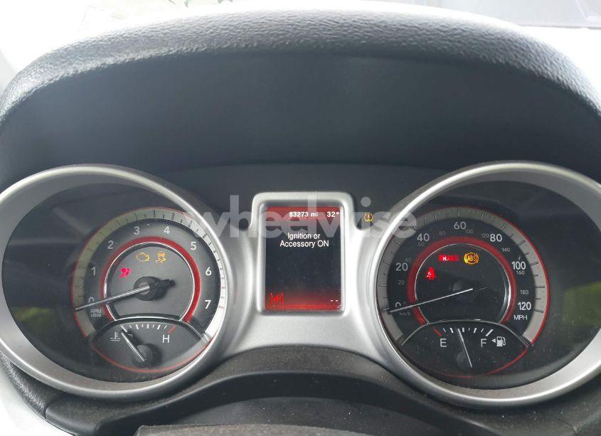 Photo 7 of 2019 Dodge Journey SE (VIN 3C4PDCBB8KT783819)