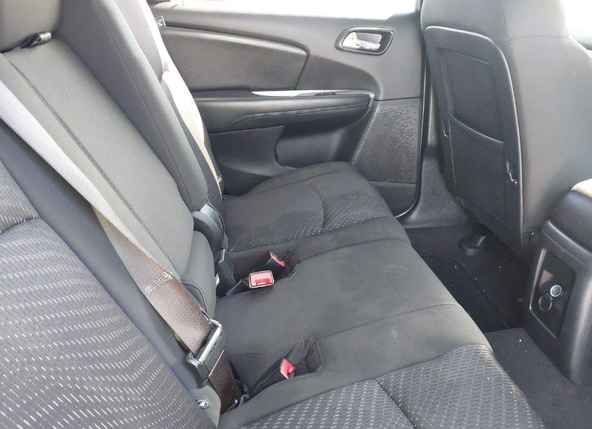 Photo 8 of 2019 Dodge Journey SE (VIN 3C4PDCBB8KT862844)