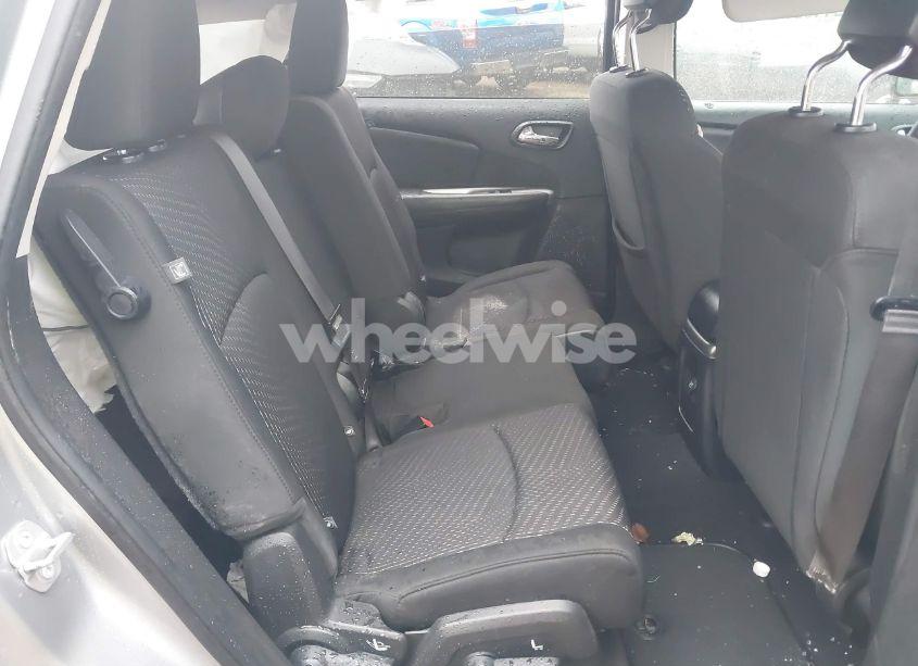 Photo 8 of 2019 Dodge Journey SE (VIN 3C4PDCBB8KT863315)