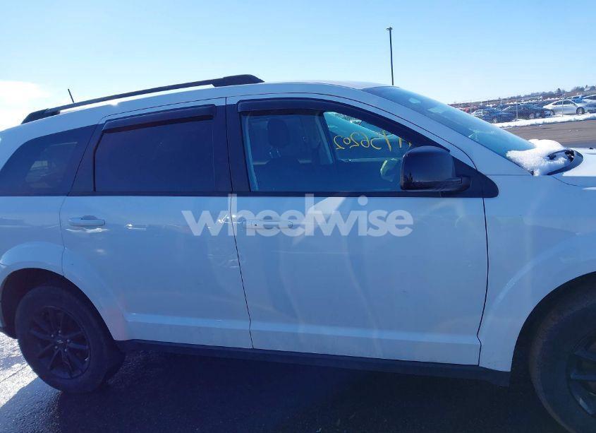 Photo 13 of 2019 Dodge Journey SE (VIN 3C4PDCBB8KT866957)