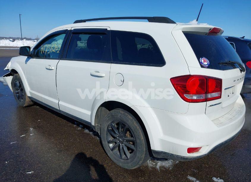 Photo 3 of 2019 Dodge Journey SE (VIN 3C4PDCBB8KT866957)