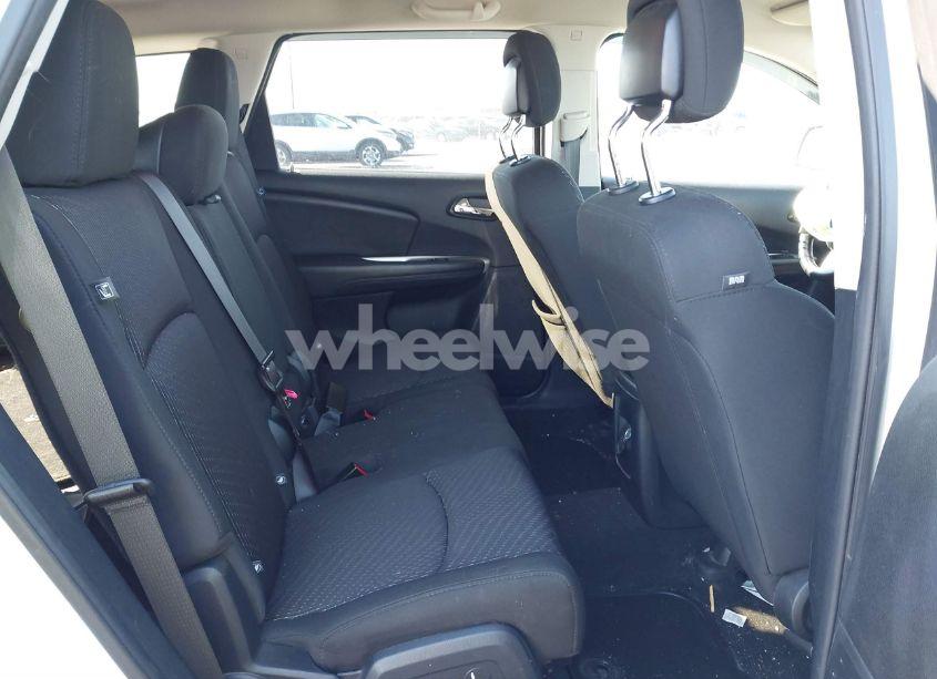 Photo 8 of 2019 Dodge Journey SE (VIN 3C4PDCBB8KT866957)