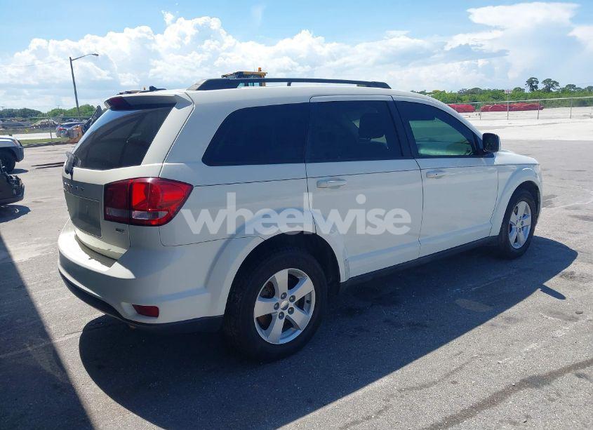 Photo 4 of 2012 Dodge Journey SXT (VIN 3C4PDCBB9CT394155)