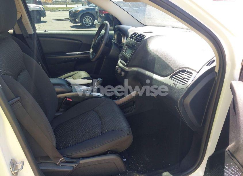 Photo 5 of 2012 Dodge Journey SXT (VIN 3C4PDCBB9CT394155)