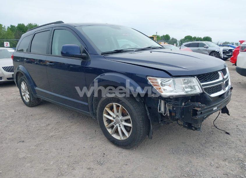 2017 Dodge Journey SXT (VIN 3C4PDCBB9HT701492) main photo