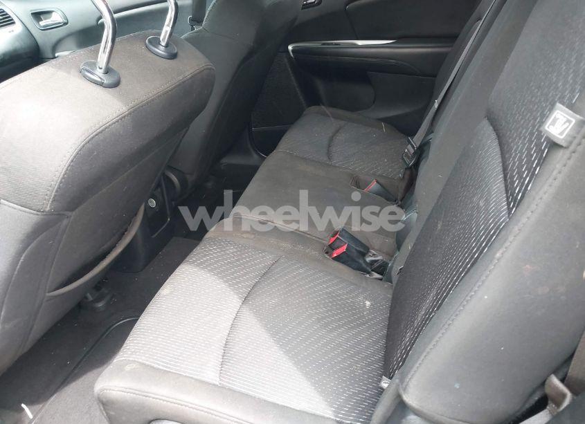 Photo 8 of 2019 Dodge Journey SE (VIN 3C4PDCBB9KT718185)