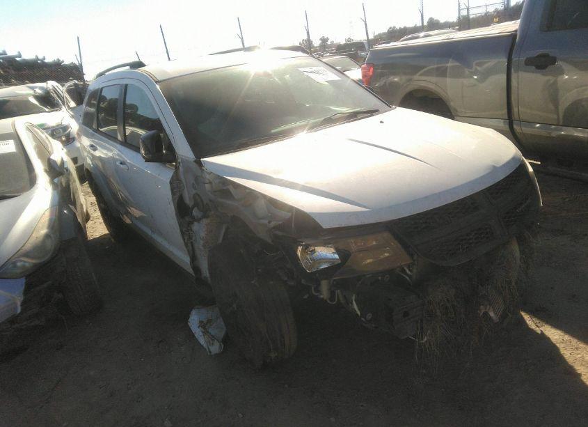 2019 Dodge Journey SE (VIN 3C4PDCBB9KT773977) main photo