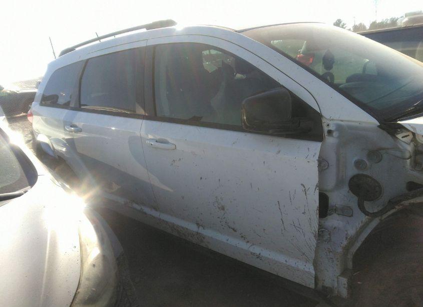 Photo 13 of 2019 Dodge Journey SE (VIN 3C4PDCBB9KT773977)