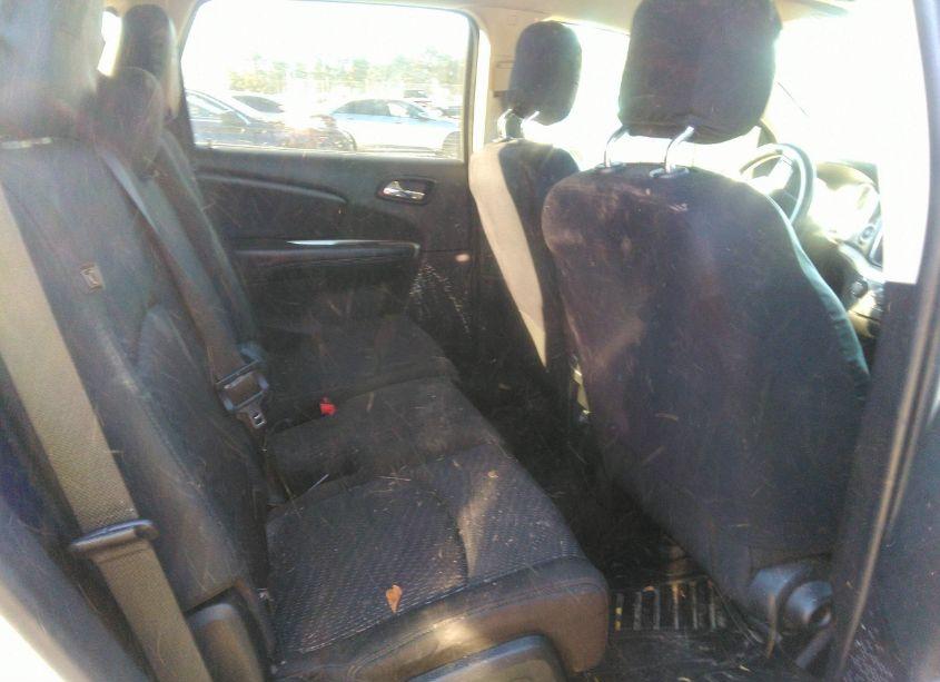 Photo 8 of 2019 Dodge Journey SE (VIN 3C4PDCBB9KT773977)