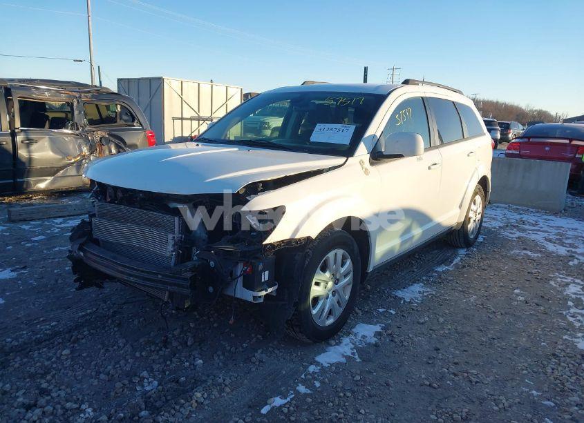 Photo 2 of 2019 Dodge Journey SE (VIN 3C4PDCBB9KT796952)