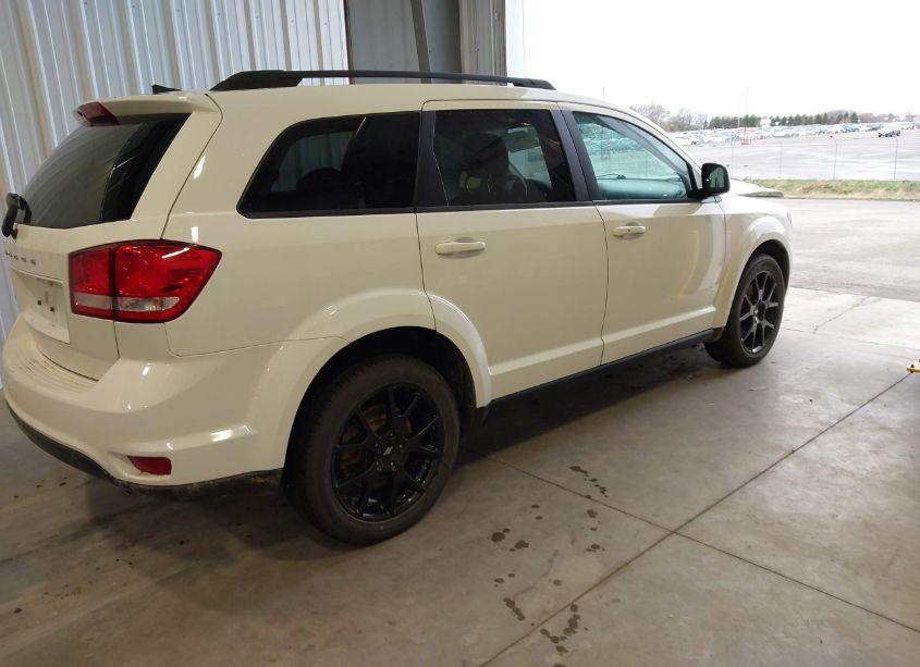 Photo 4 of 2019 Dodge Journey SE (VIN 3C4PDCBB9KT798328)