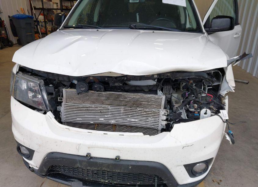 Photo 6 of 2019 Dodge Journey SE (VIN 3C4PDCBB9KT798328)