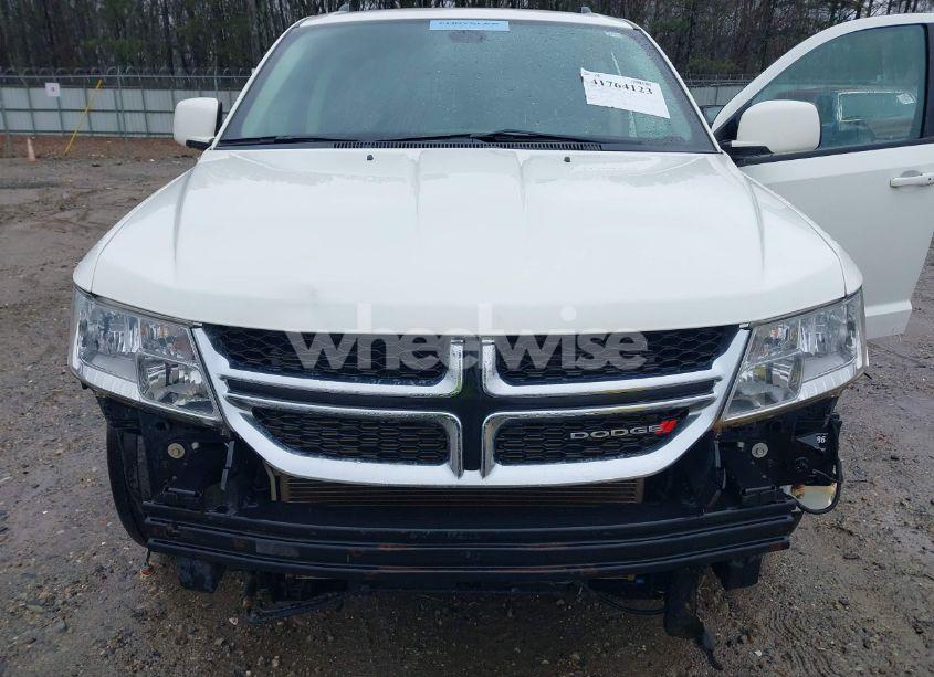 Photo 6 of 2019 Dodge Journey SE (VIN 3C4PDCBB9KT862092)