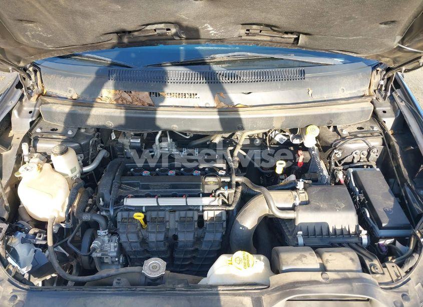 Photo 10 of 2019 Dodge Journey SE (VIN 3C4PDCBB9KT869978)